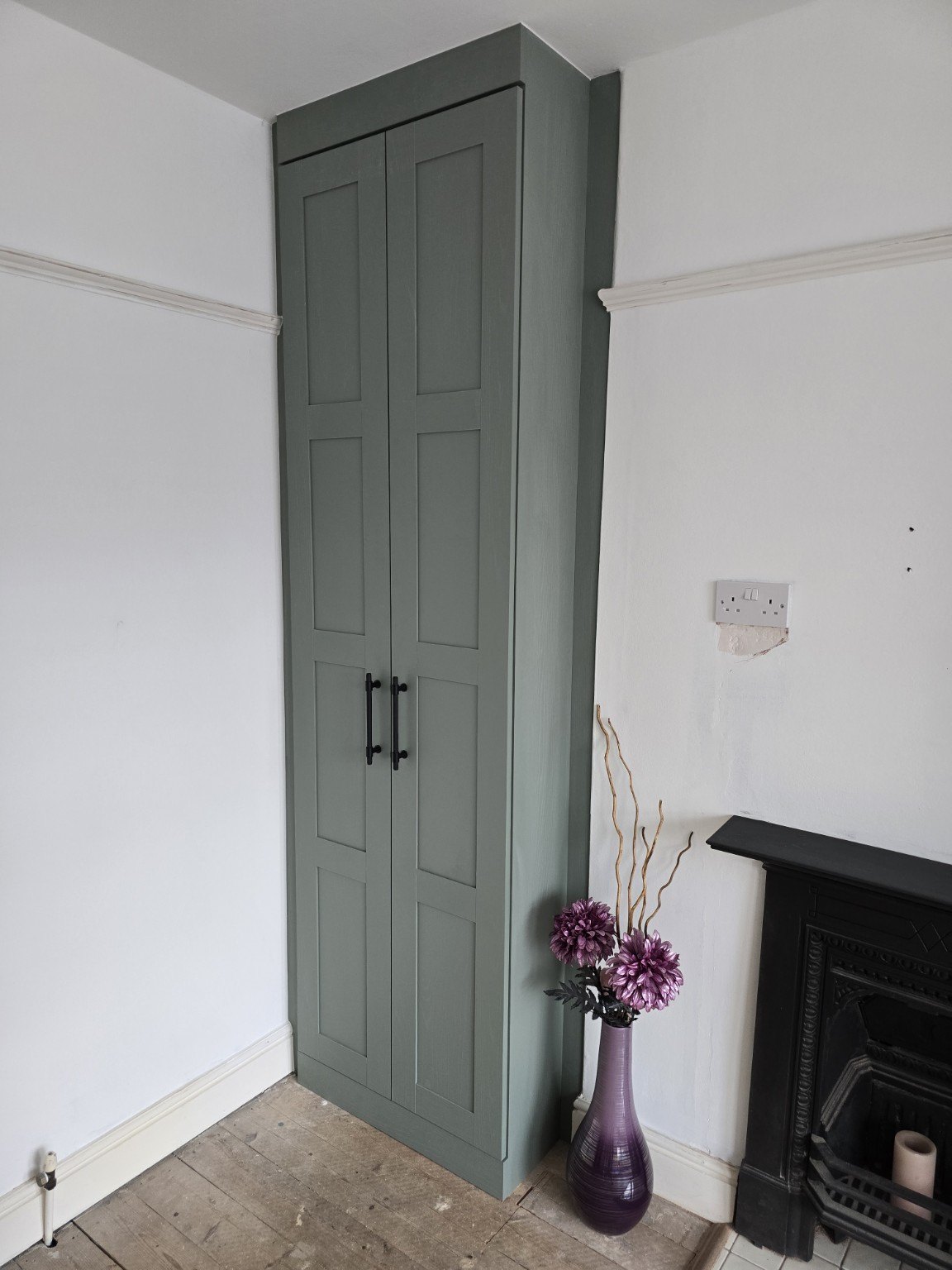Fitted Alcove Cupboard by D Lawson Joinery